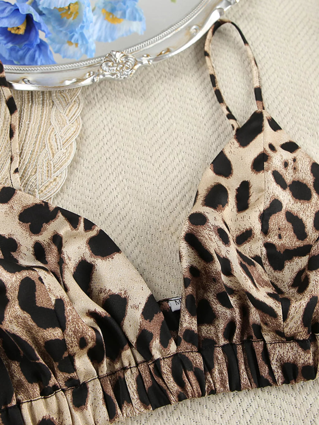 The Wild Leisure Leopard Three-Piece Lounge Set