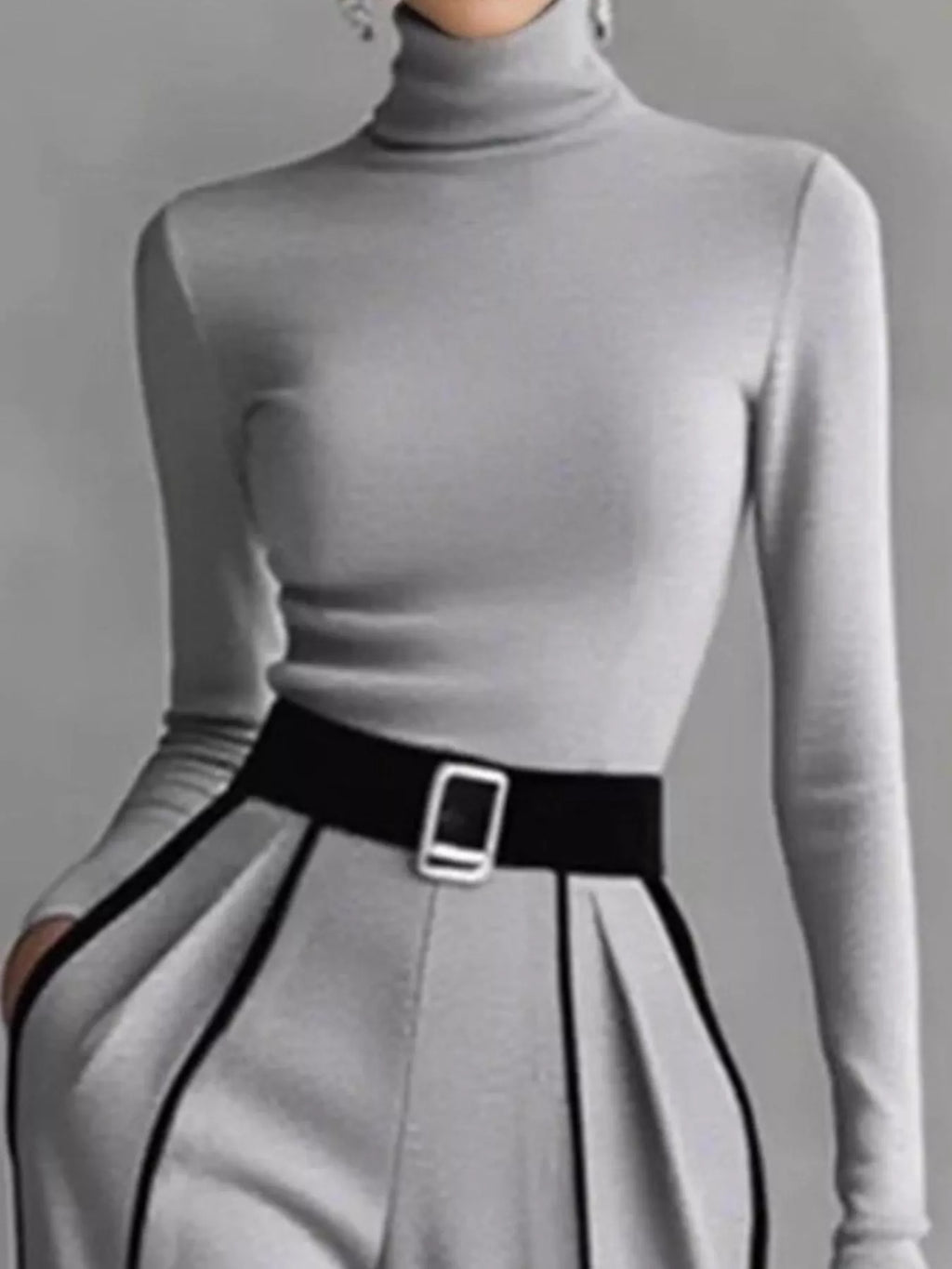 The City Lines Turtleneck Pants Set