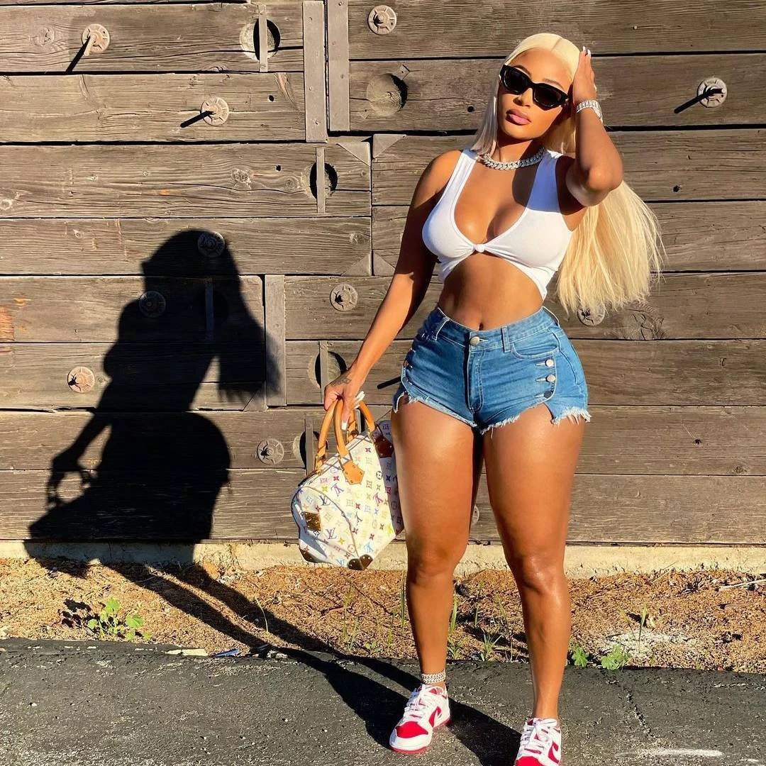 The Weekend Muse Frayed Denim Shorts