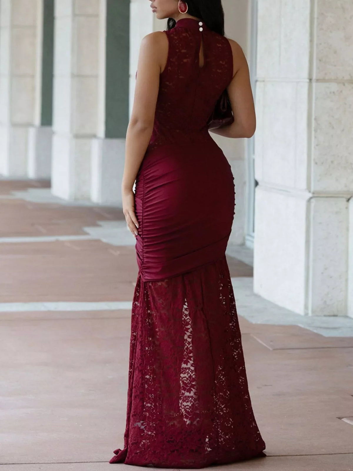 The Lace Soirée Keyhole Maxi Dress