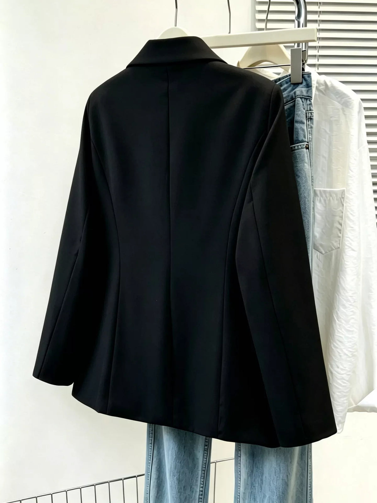 The Office Hours Single-Button Blazer