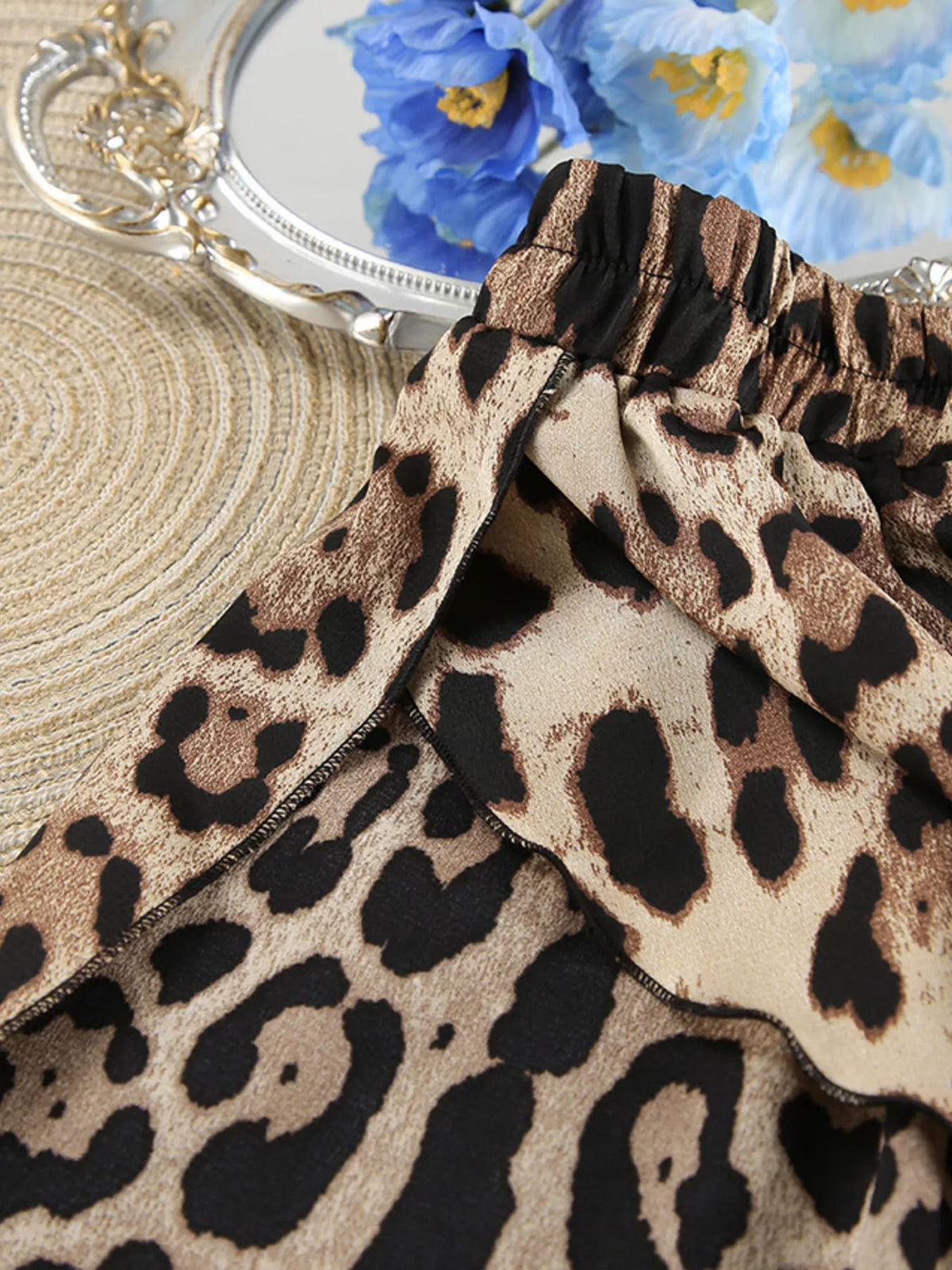 The Wild Leisure Leopard Three-Piece Lounge Set